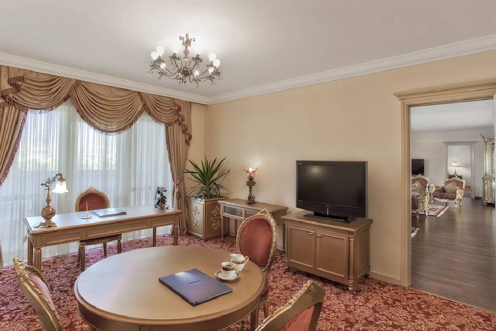 Antalya Kremlin Palace  Lara  5*