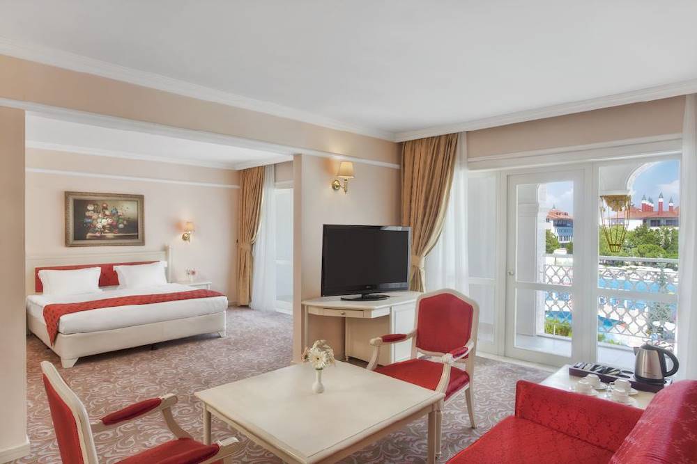 Antalya Kremlin Palace  Lara  5*