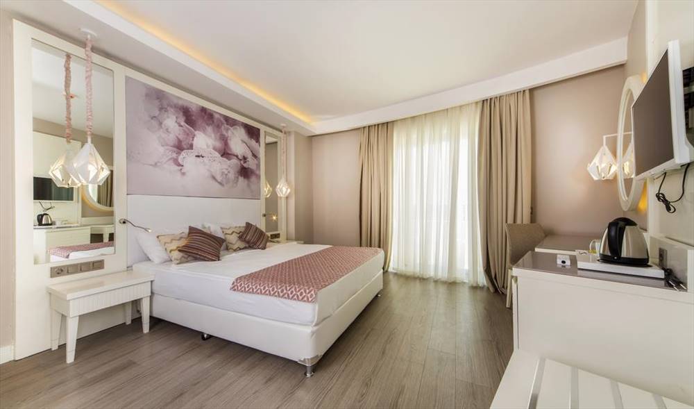 Bu fürsəti qaçırmayın "Diamond  Premium Antalya" 5*