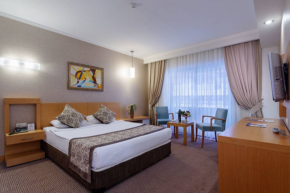  Antalyanın gözəl bölgəsi  Alanya  Saphir  Resort  & SPA Hotel 5*