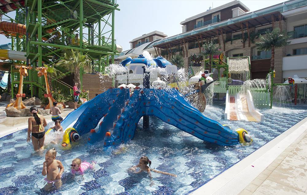 Crystal Waterworld Resort & SPA 5* - Antalya (Boğazkent)