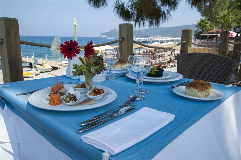 Crystal Aura Beach Resort & SPA 5* - Antalya (Kemer)