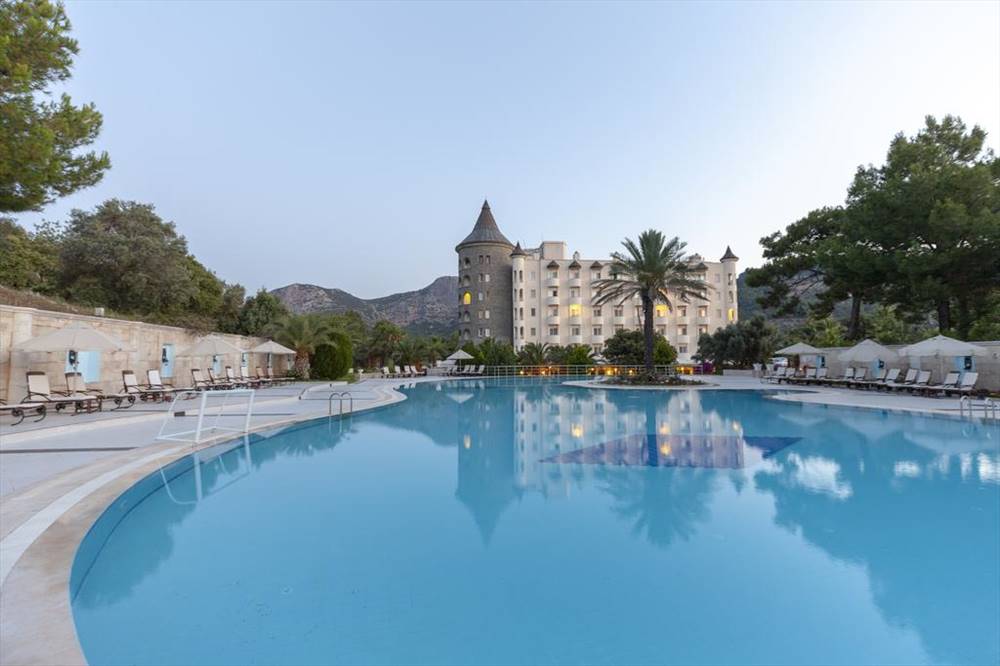 Cənnət adası Marmaris TUI MAGIC LIFE SARIGERME 5* 