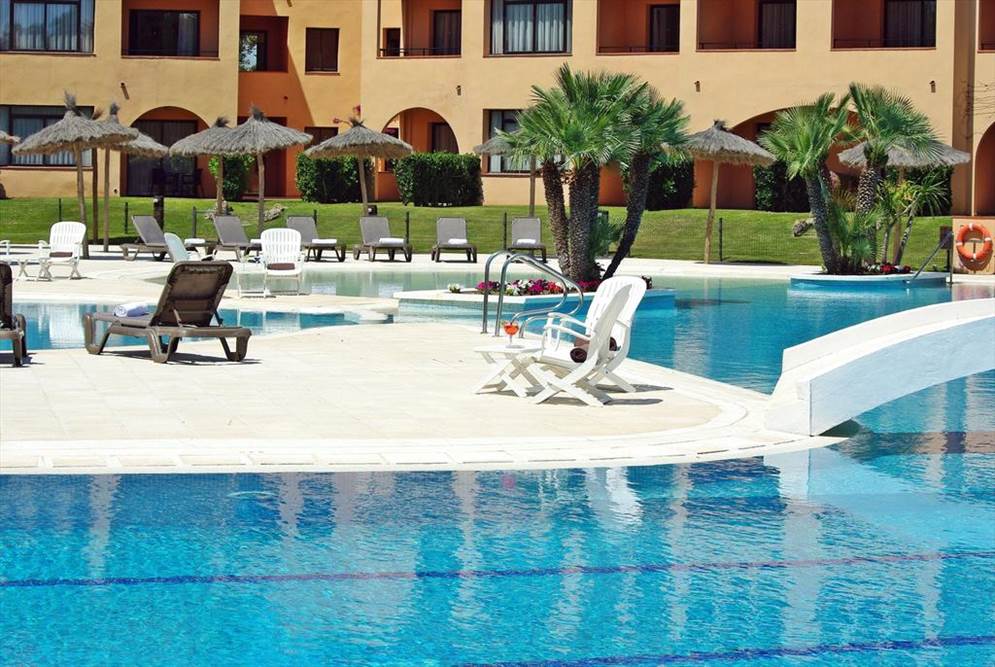 Kosta Bravada bu fürsəti qaçırmayın! La Costa Golf & Beach Resort 4* 